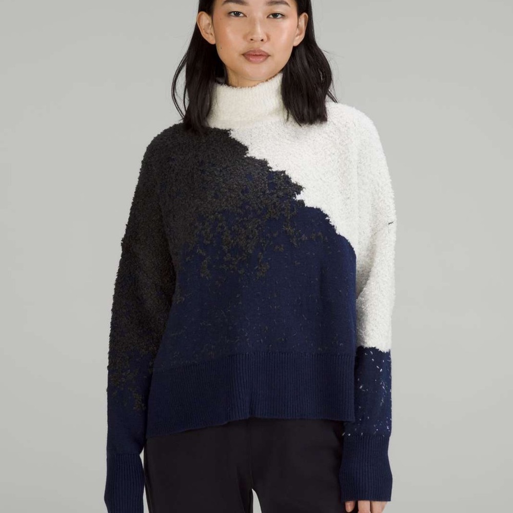 lululemon athletica Ombré Knit Cowl Turtleneck Sweater